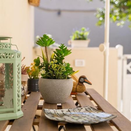 Loft 35 - Private Parking Villa Quartu Sant'Elena Bagian luar foto